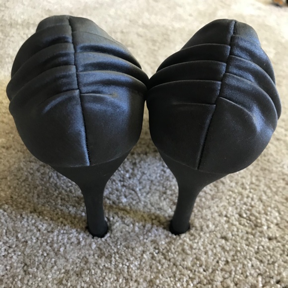 🍁5/20$!!! Satin Metallic Knot Front Formal/Prom Heels - Picture 5 of 13